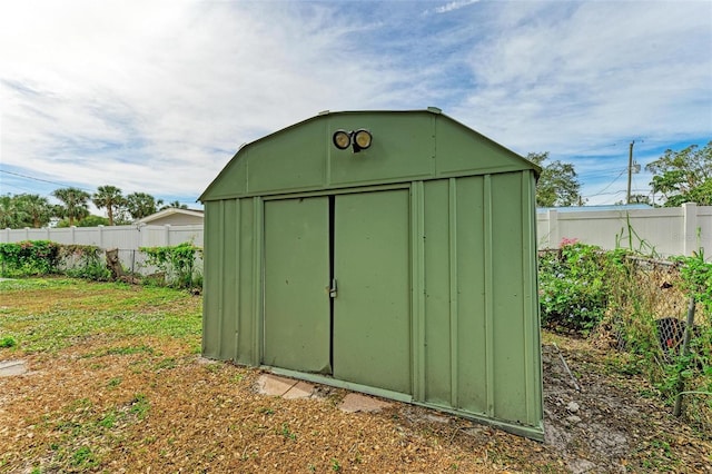 view of outbuilding