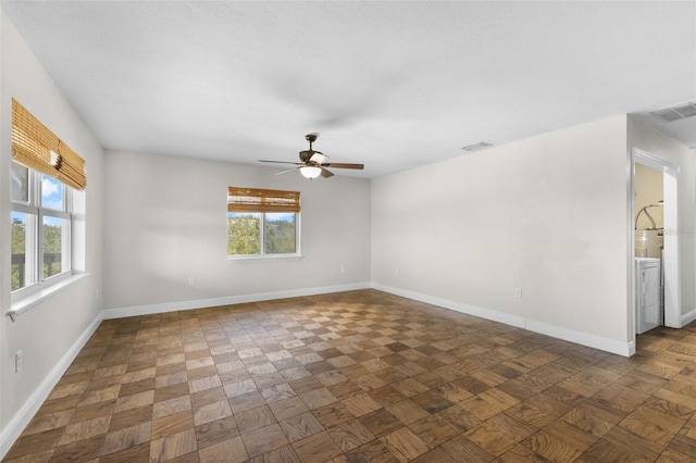 empty room with ceiling fan