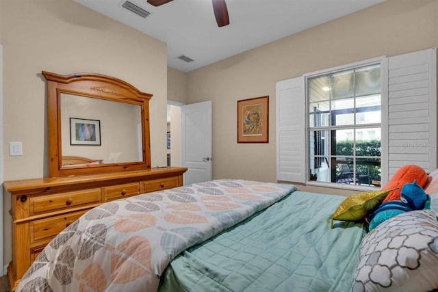 bedroom featuring ceiling fan