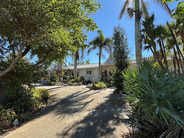 view of front of house