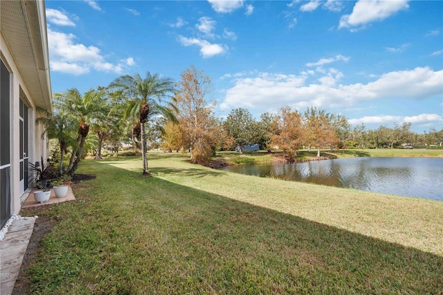 view of yard featuring a water view