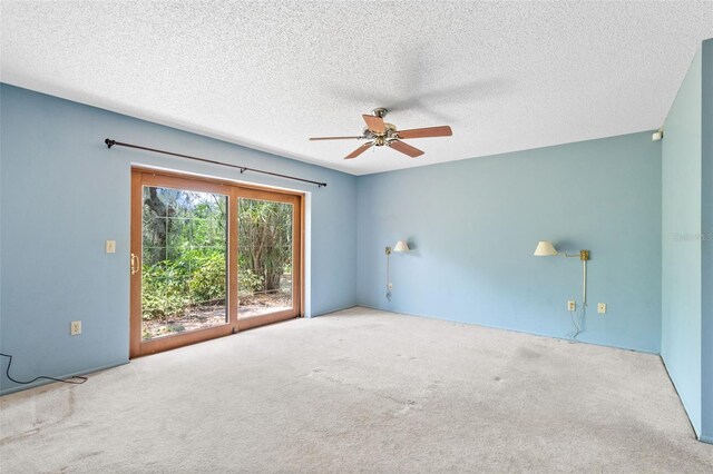 2807 Country River Dr, Parrish, FL 34219 - unfurnished room featuring a ceiling fan, carpet flooring, and a textured ceiling