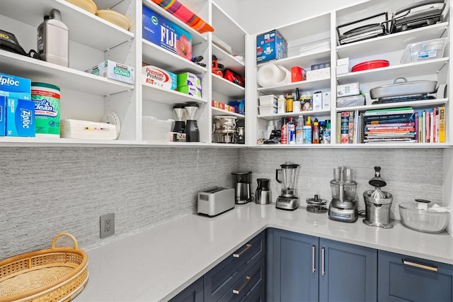 1335 2nd St Unit 301, Sarasota, FL 34236 - view of pantry