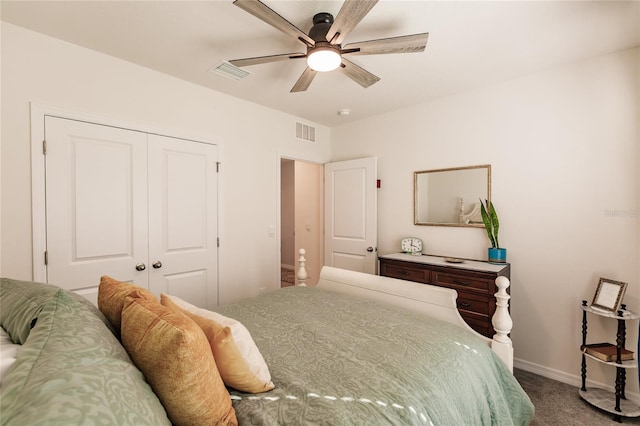 bedroom with carpet flooring, ceiling fan, and a closet