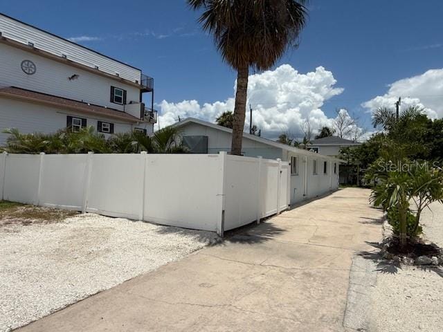 2909 Gulf Dr Unit A, Bradenton Beach, FL 34217 - photo 3