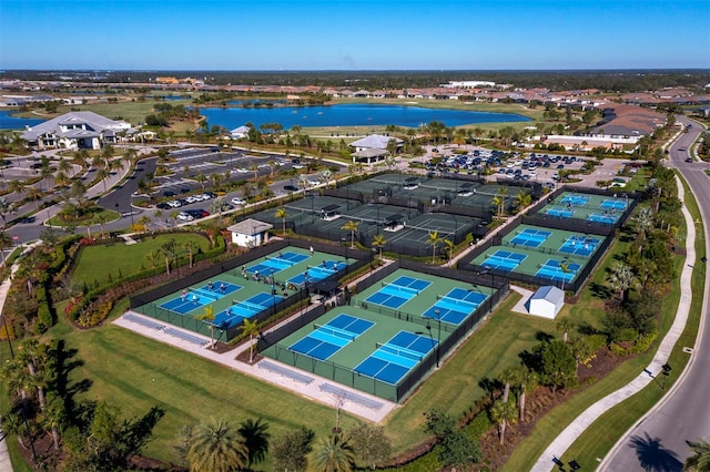 bird's eye view with a water view