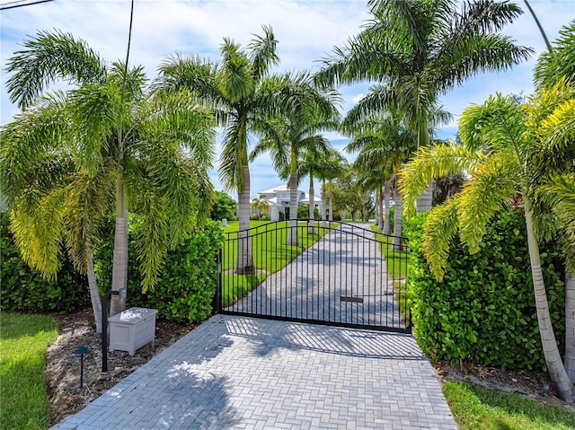 931 Bayshore Rd, Nokomis, FL 34275 - view of gate