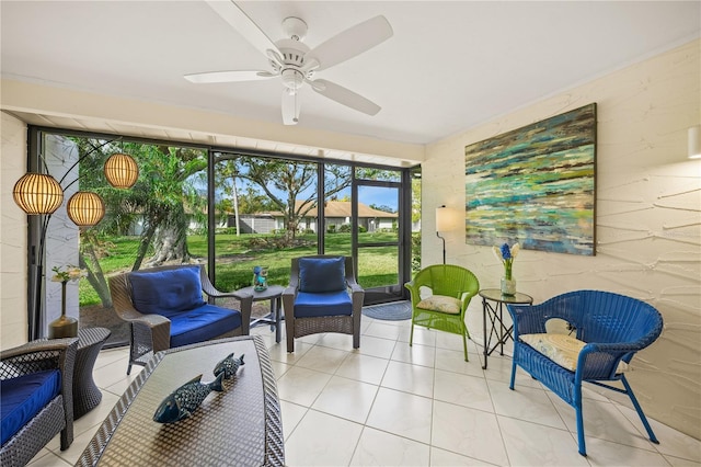 sunroom / solarium with ceiling fan