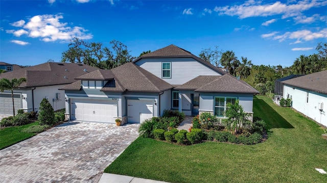 view of front of house featuring a front yard