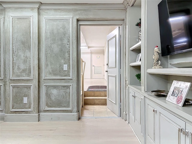 interior details featuring hardwood / wood-style flooring