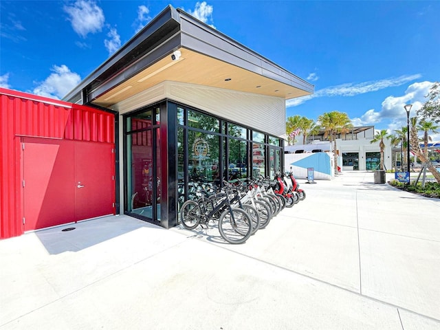 11380 Burgundy Dr, Venice, FL 34293 - exterior space with a gate