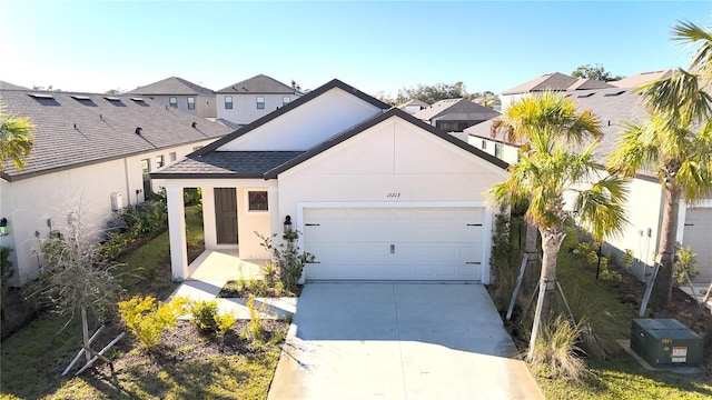 view of front facade with a garage