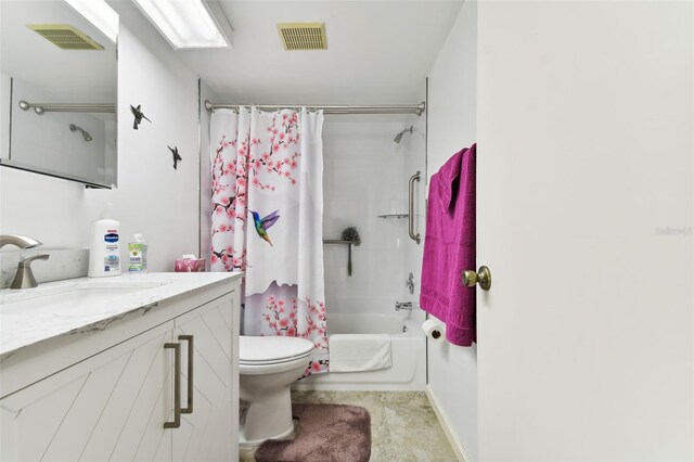 full bathroom featuring shower / bathtub combination with curtain, vanity, and toilet