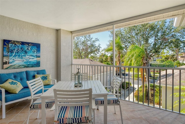 view of sunroom / solarium