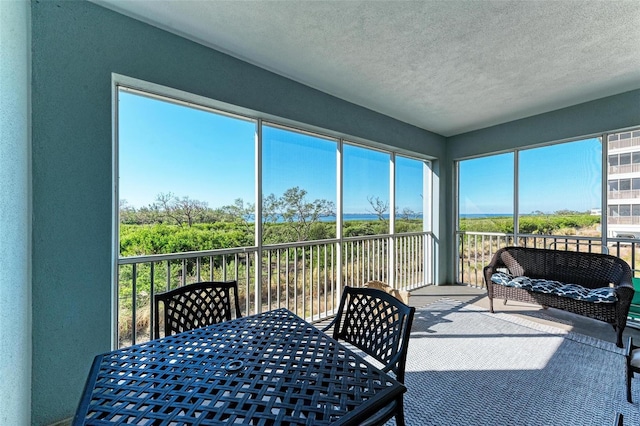 view of sunroom / solarium