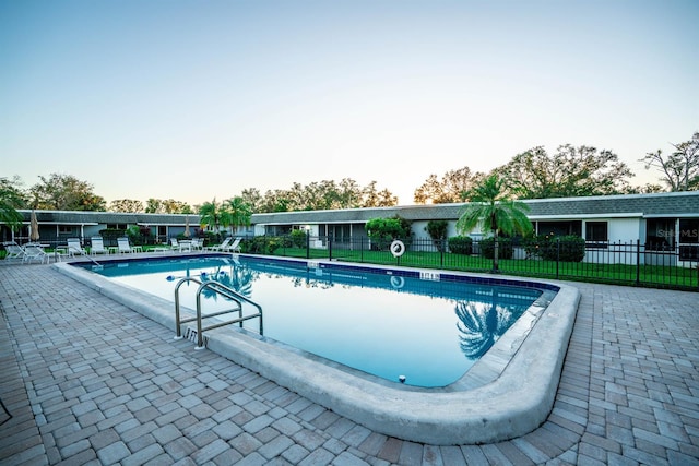 view of swimming pool