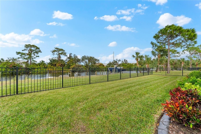 view of yard featuring a water view