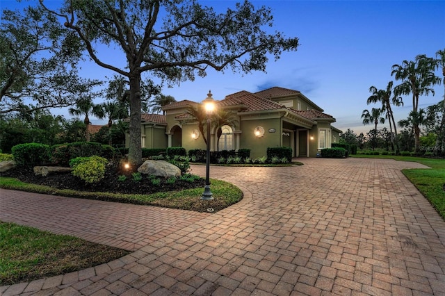 view of mediterranean / spanish-style house