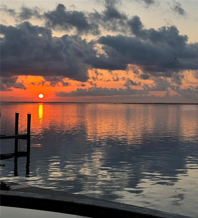 dock area featuring a water view