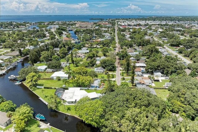 bird's eye view with a water view