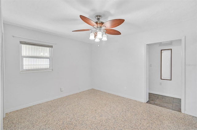 empty room with ceiling fan