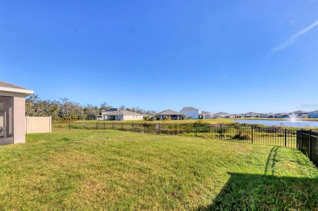 view of yard featuring a water view