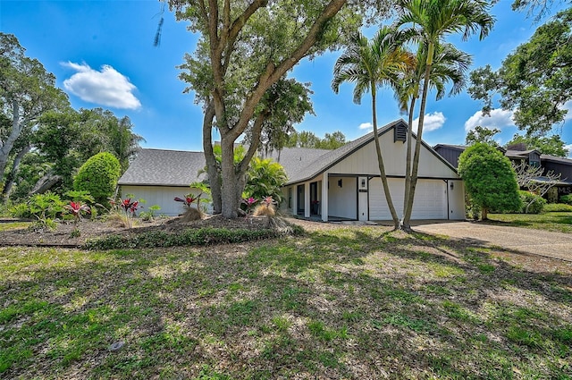 view of front facade with a garage