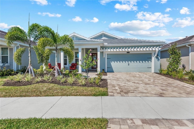 view of front facade with a garage