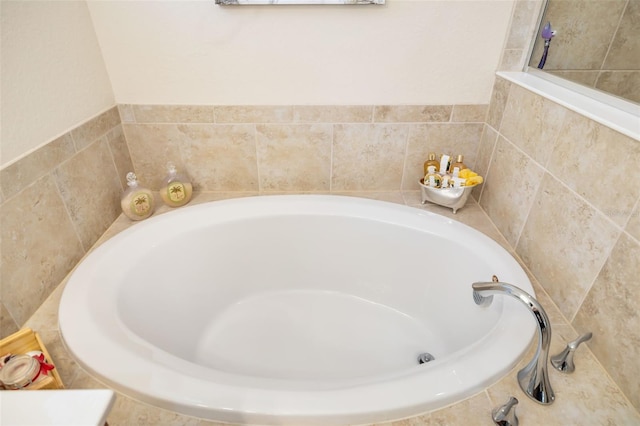 6517 Willowshire Way, Bradenton, FL 34212 - bathroom with a bath