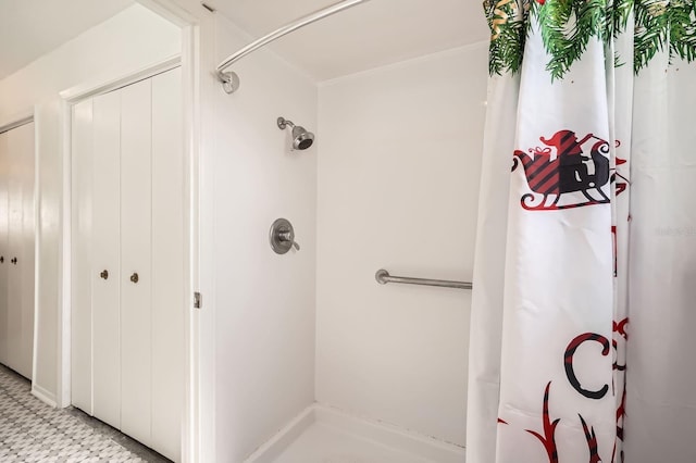 665 Park Cir Unit 58, Bradenton, FL 34207 - full bath featuring a shower with shower curtain and tile patterned floors