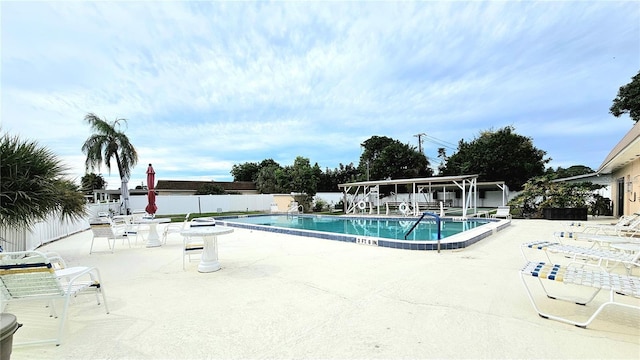 665 Park Cir Unit 58, Bradenton, FL 34207 - community pool with a patio area