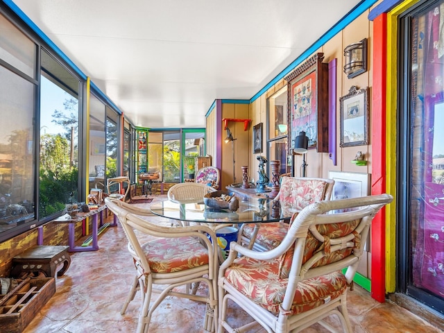 view of sunroom / solarium