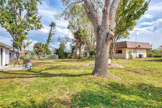 13479 Newport Ave, Port Charlotte, FL 33981 - view of yard with a patio area