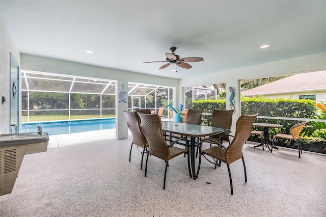 dining area with ceiling fan