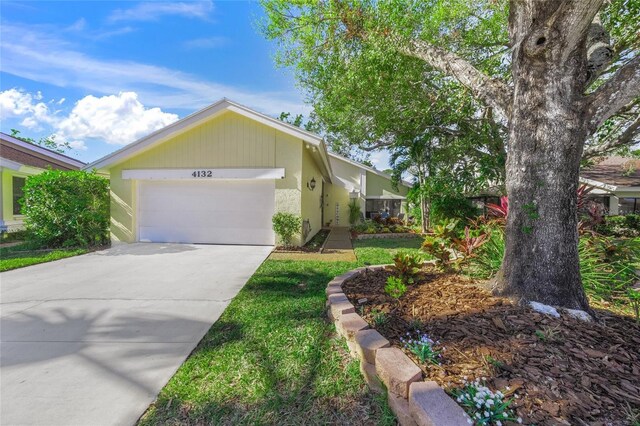 4132 Carriage Cir Unit 12, Sarasota, FL 34241 - photo 3