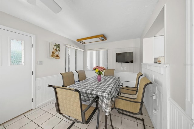 dining room featuring light tile patterned floors