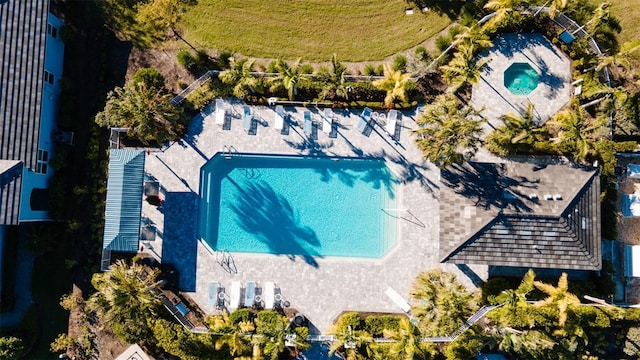 4326 Tamarind Pl, Bradenton, FL 34203 - view of subject property featuring a pool