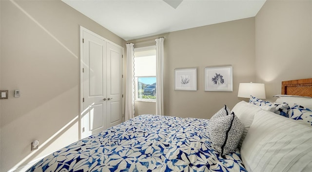 bedroom featuring a closet