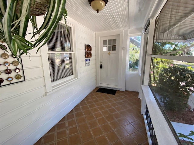 view of unfurnished sunroom