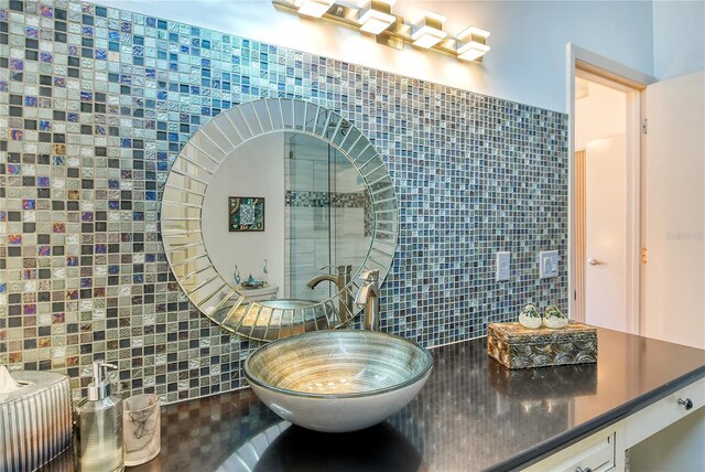 7806 Ontario Street Cir Unit 7806, Sarasota, FL 34243 - bathroom featuring tile walls