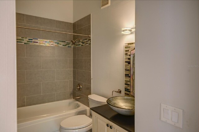7806 Ontario Street Cir Unit 7806, Sarasota, FL 34243 - full bath with toilet, vanity, and shower / washtub combination