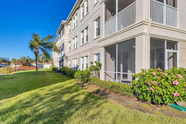 500 San Lino Cir Unit 511, Venice, FL 34292 - view of grassy yard with a balcony