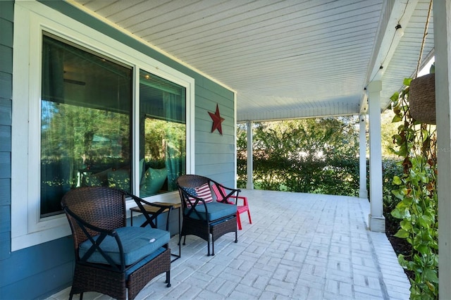 view of patio / terrace featuring covered porch