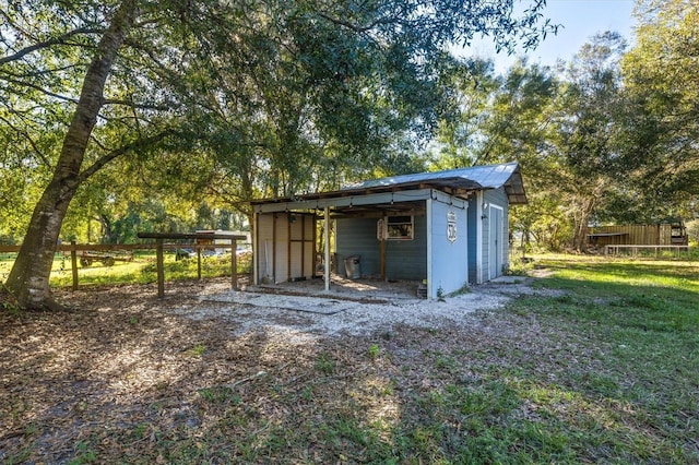 view of outdoor structure