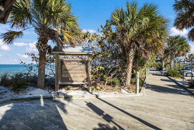 view of property's community featuring a water view