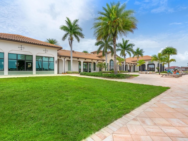 exterior space featuring a lawn