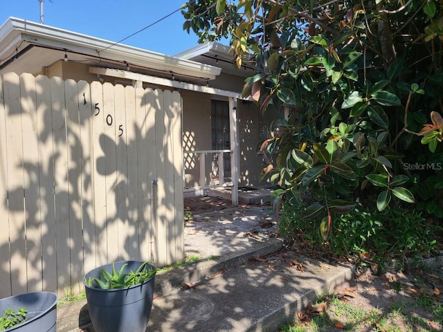 1505 N Peninsula Ave, New Smyrna Beach, FL 32169 - view of entrance to property