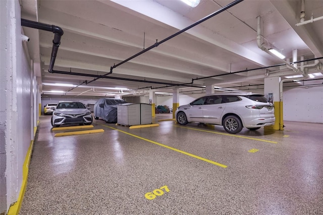 1200 E Peppertree Ln Unit 607, Sarasota, FL 34242 - view of parking garage