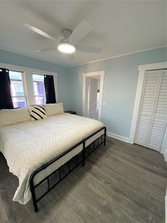 bedroom with ceiling fan, wood-type flooring, and ornamental molding