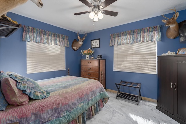 bedroom with ceiling fan